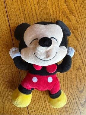 Disney Classic Mickey Mouse Plush Ty 8”